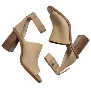 1. State Faen Ankle Strap Leather Sandal Size 6.5